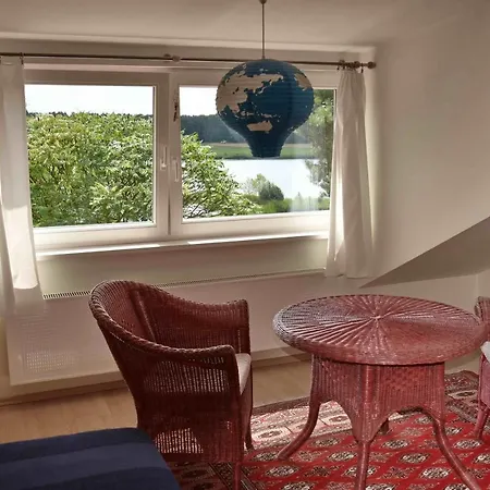 Dom Blisko Jeziora I Szarloty Feriehus Rotembark